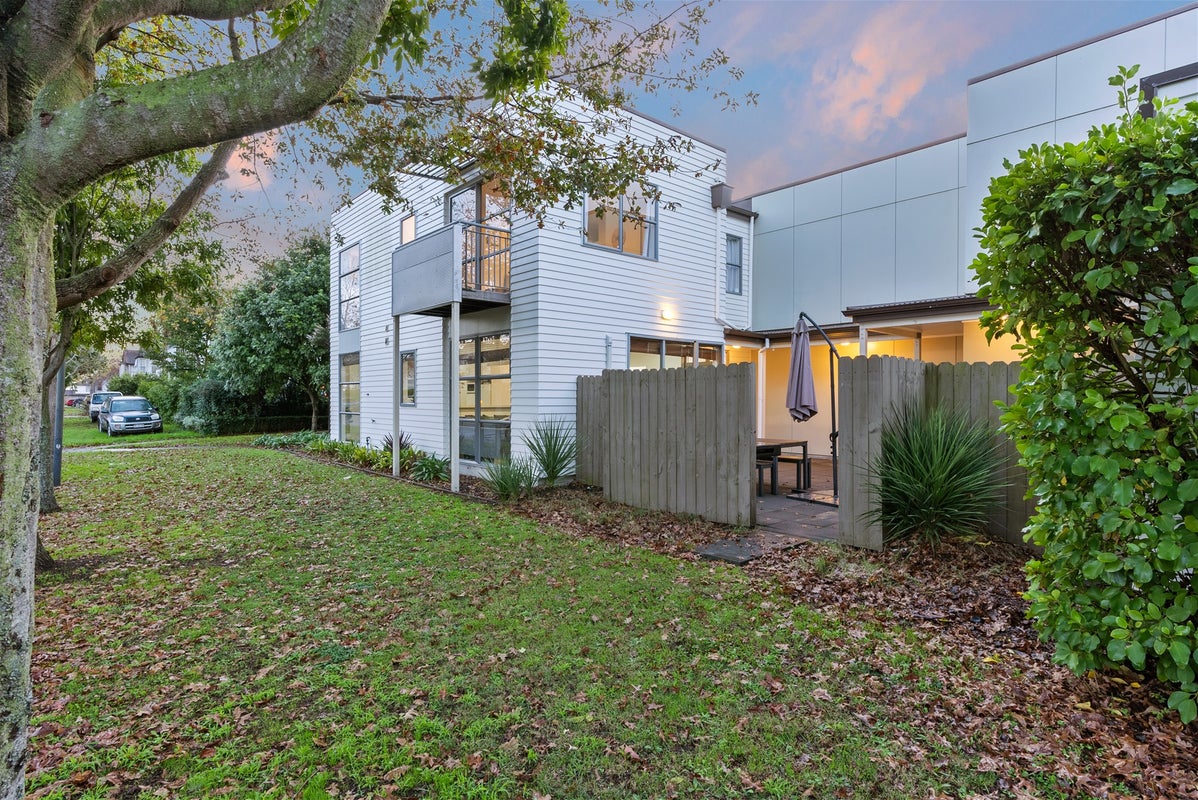 15 The Track, Takanini, Auckland - Carousel 18