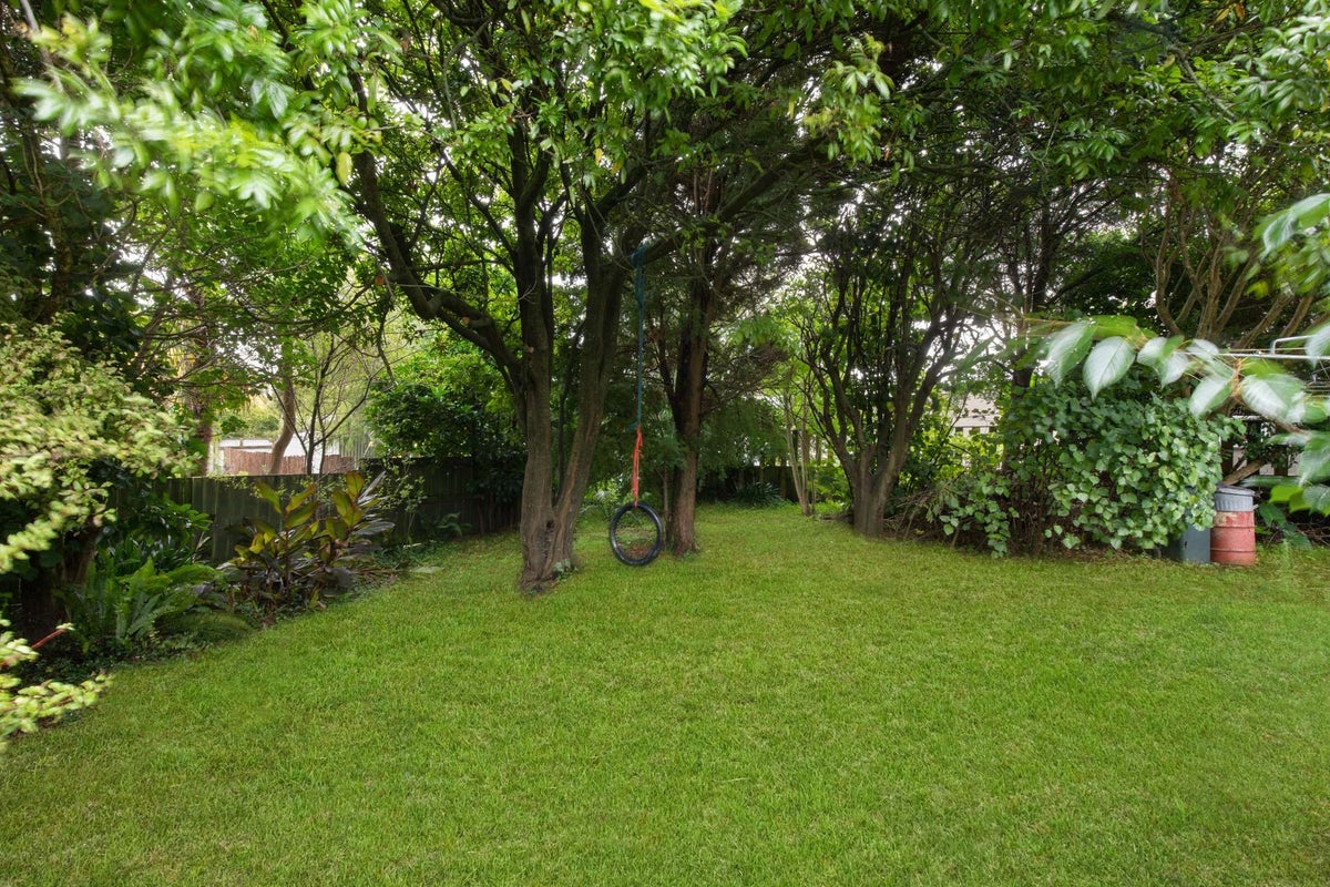 11 Bristow Street, Saint Johns Hill, Whanganui - Carousel 21