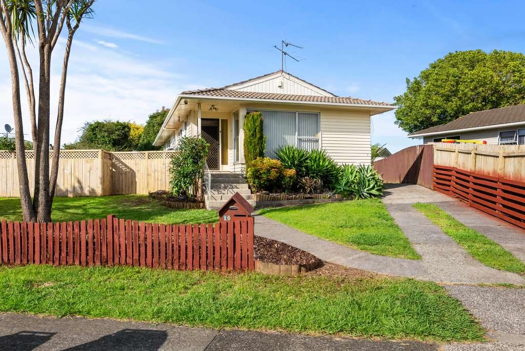10 Ellison Place, Pakuranga Heights, Auckland - Carousel 1