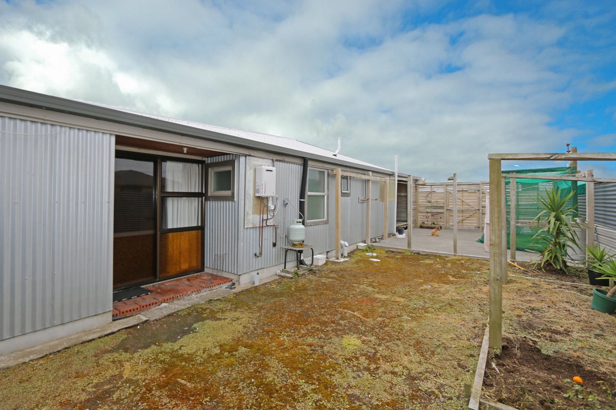 44 Browne Street, Normanby, Hawera - Carousel 16