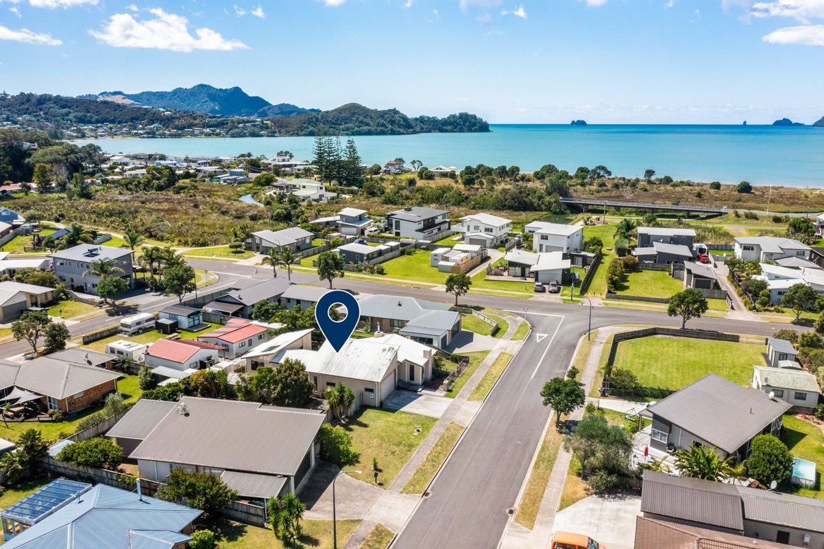 4 Captain Wood Avenue, Whitianga, Whitianga - Carousel 2