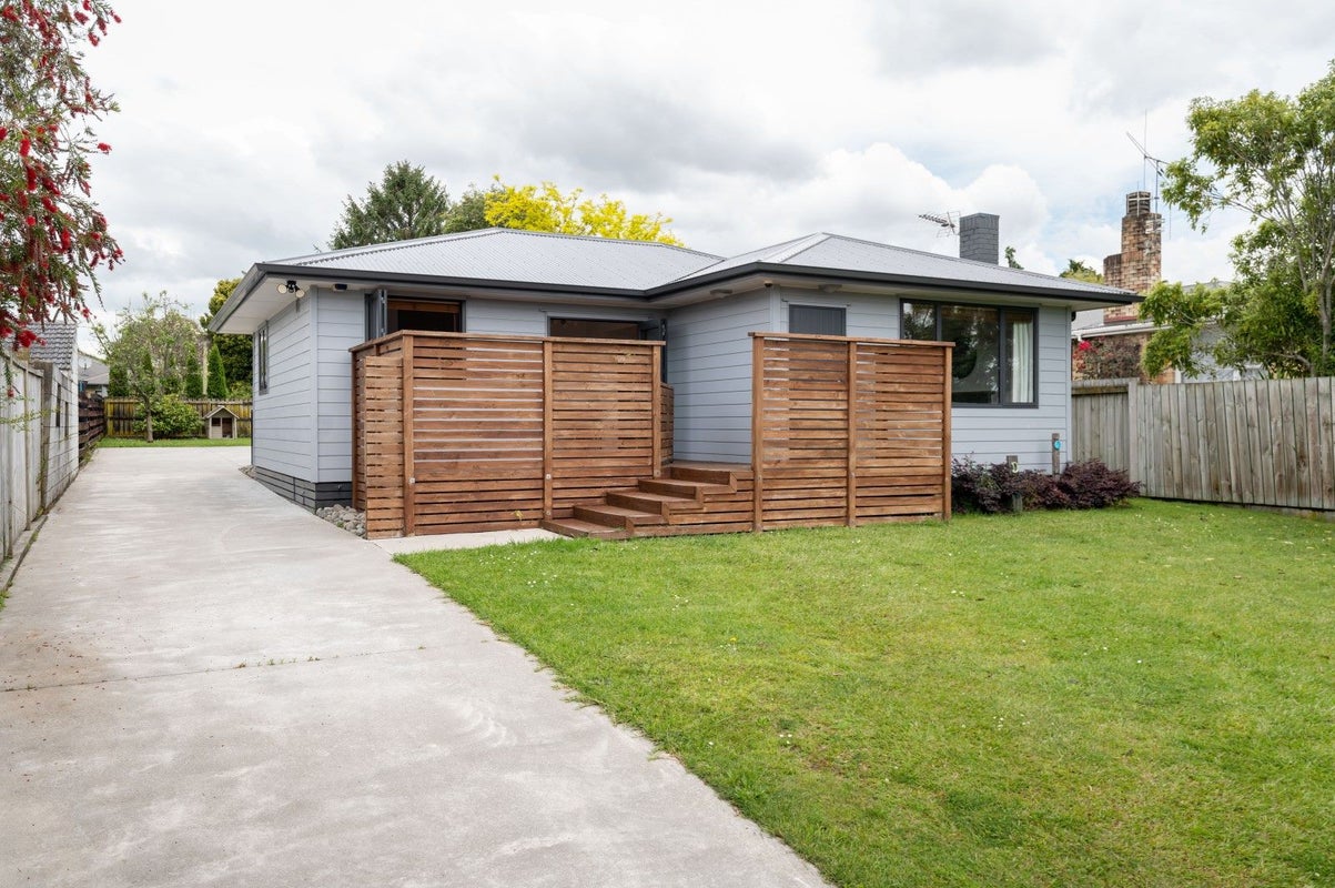 58 Tranmere Road, Fairfield, Hamilton - Carousel 1