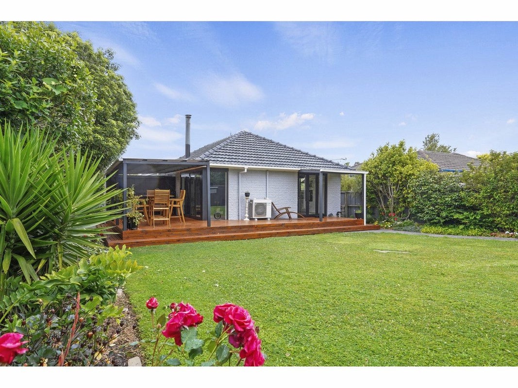 53 Leicester Crescent, Hoon Hay, Christchurch - Carousel 1