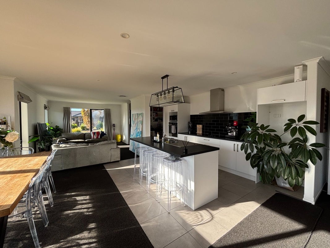 9 Azara Way, Wigram, Christchurch - Carousel 2
