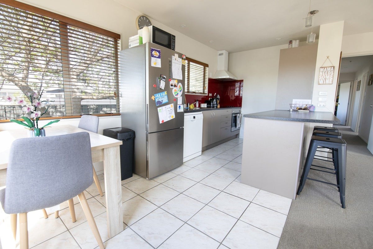 84 Murphy Road, Taradale, Napier - Carousel 2