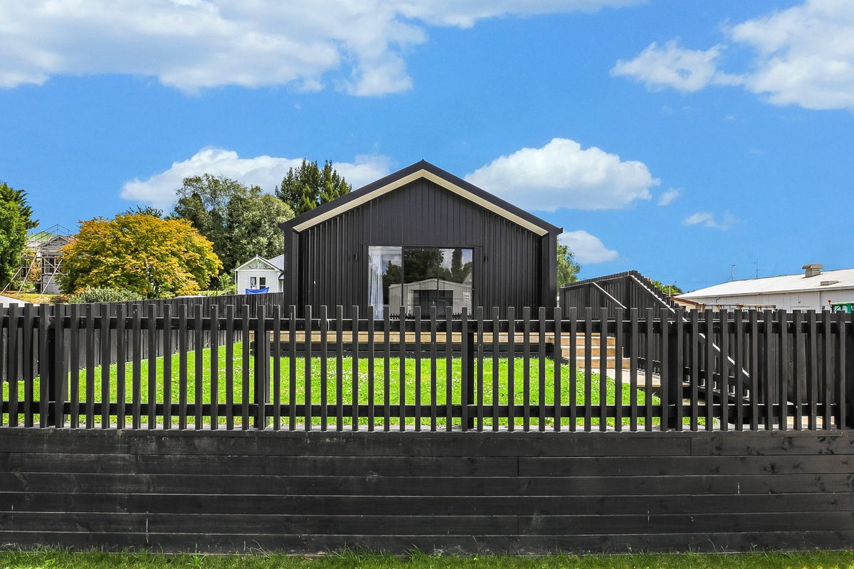 12 Seddon Street, Te Kuiti - Carousel 1