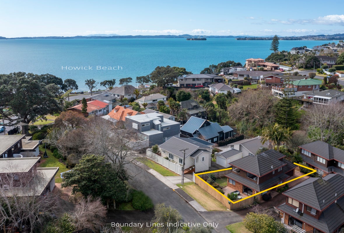 1/27 Luplau Crescent, Howick, Auckland - Carousel 2