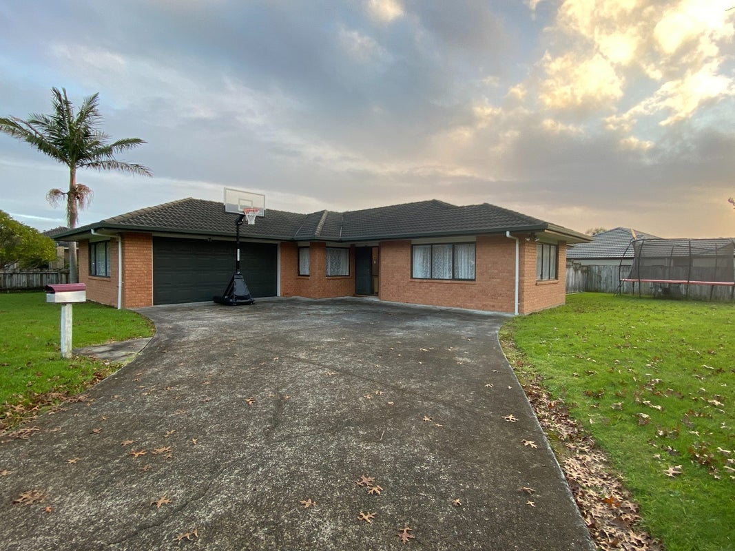 1 Macnean Drive, East Tamaki Heights, Auckland - Carousel 2