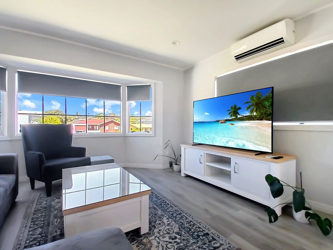 1 Andes Place, Lynfield, Auckland - Carousel 2