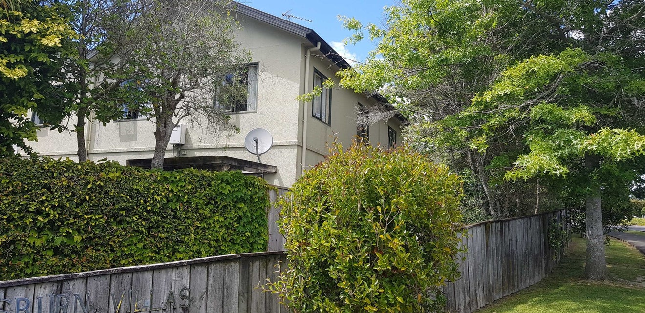7/3 Orwell Road, Greenhithe, Auckland - Carousel 1