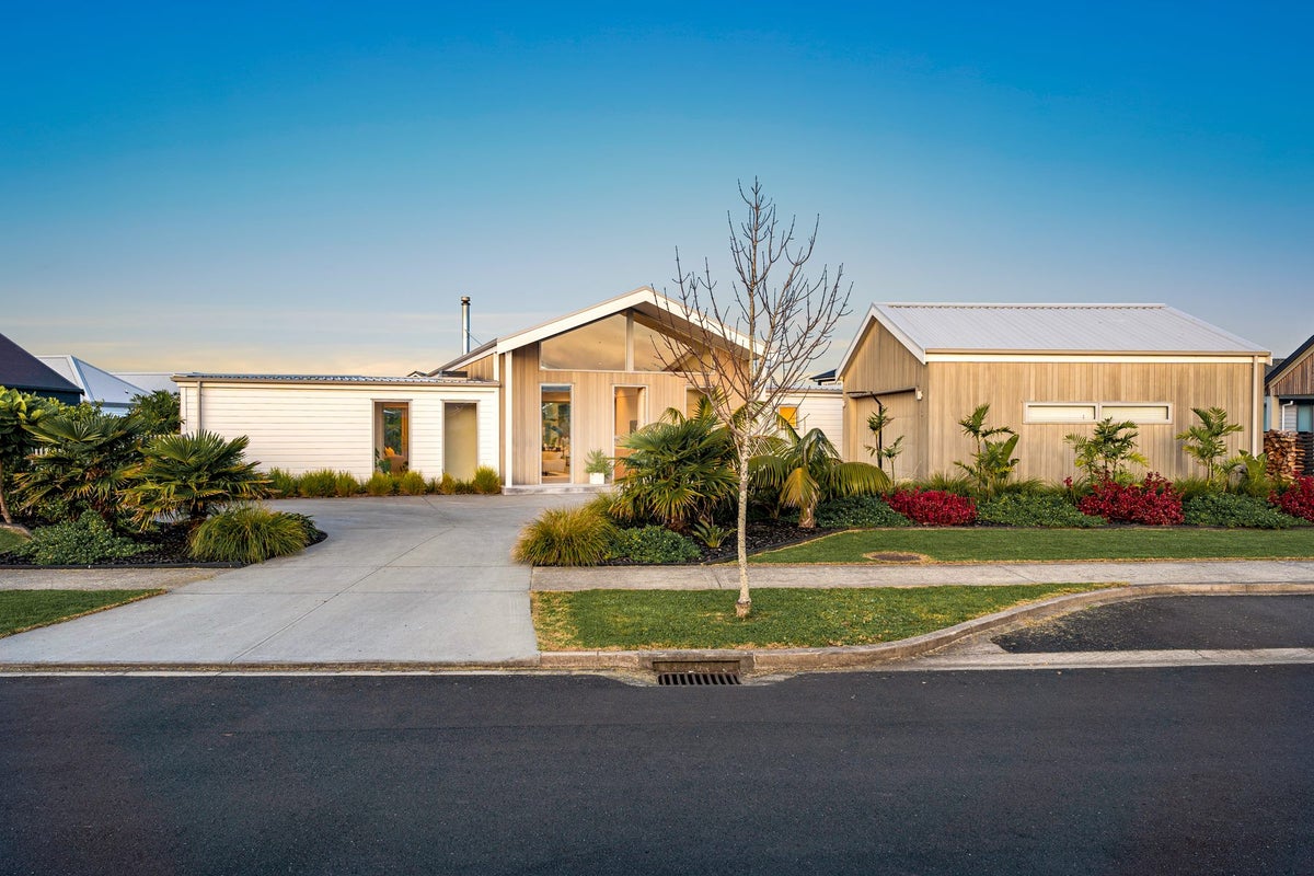 3 Shearwater Lane, Point Wells - Carousel 2