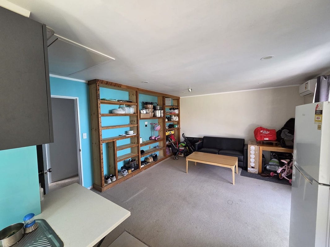 71 Sikkim Crescent, Clover Park, Auckland - Carousel 16