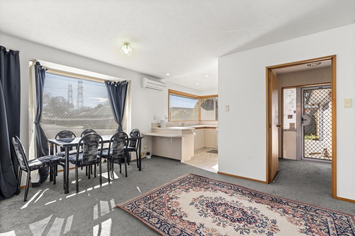 28 Peebles Drive, Hei Hei, Christchurch - Carousel 2