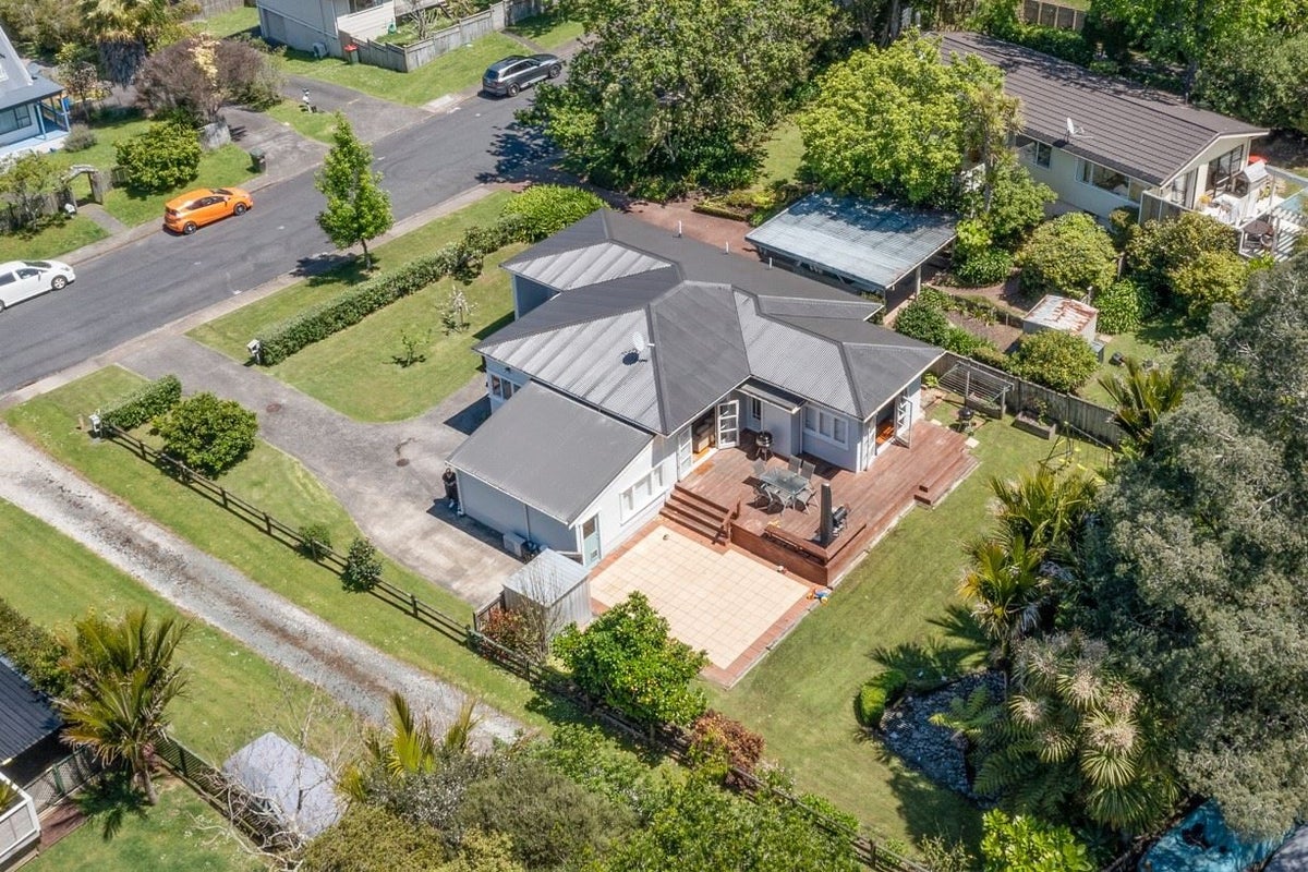23 Stredwick Drive, Torbay, Auckland - Carousel 25