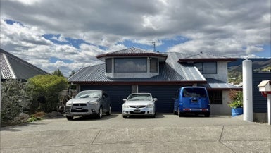 32 Olympus Way, Richmond, Richmond - Carousel 1