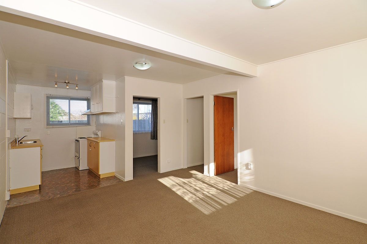 4/19 PIRIE CRES, MOERA, LOWER HUTT - Carousel 2