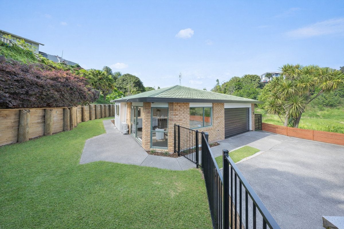 17 Baden Street, Otumoetai, Tauranga, Bay Of Plenty - Carousel 16