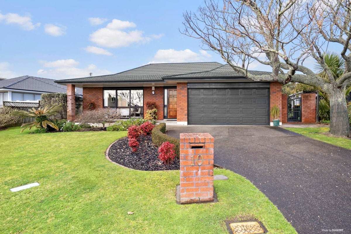 10 Carriage Close, Northpark, Auckland - Carousel 1