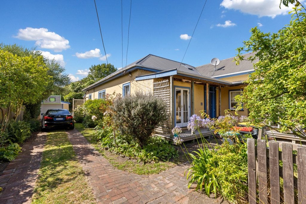 20 York Street, Waltham, Christchurch - Carousel 1