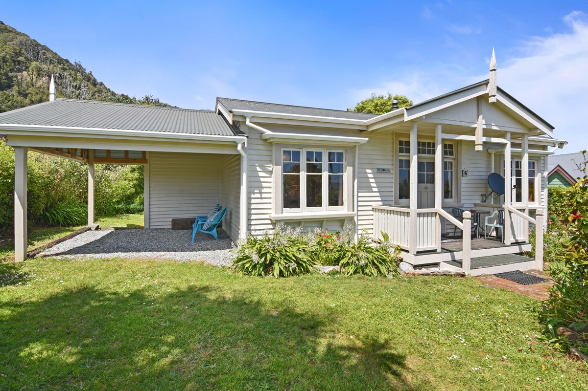 15 Cargills Road, BARRYTOWN, RUNANGA - Carousel 2