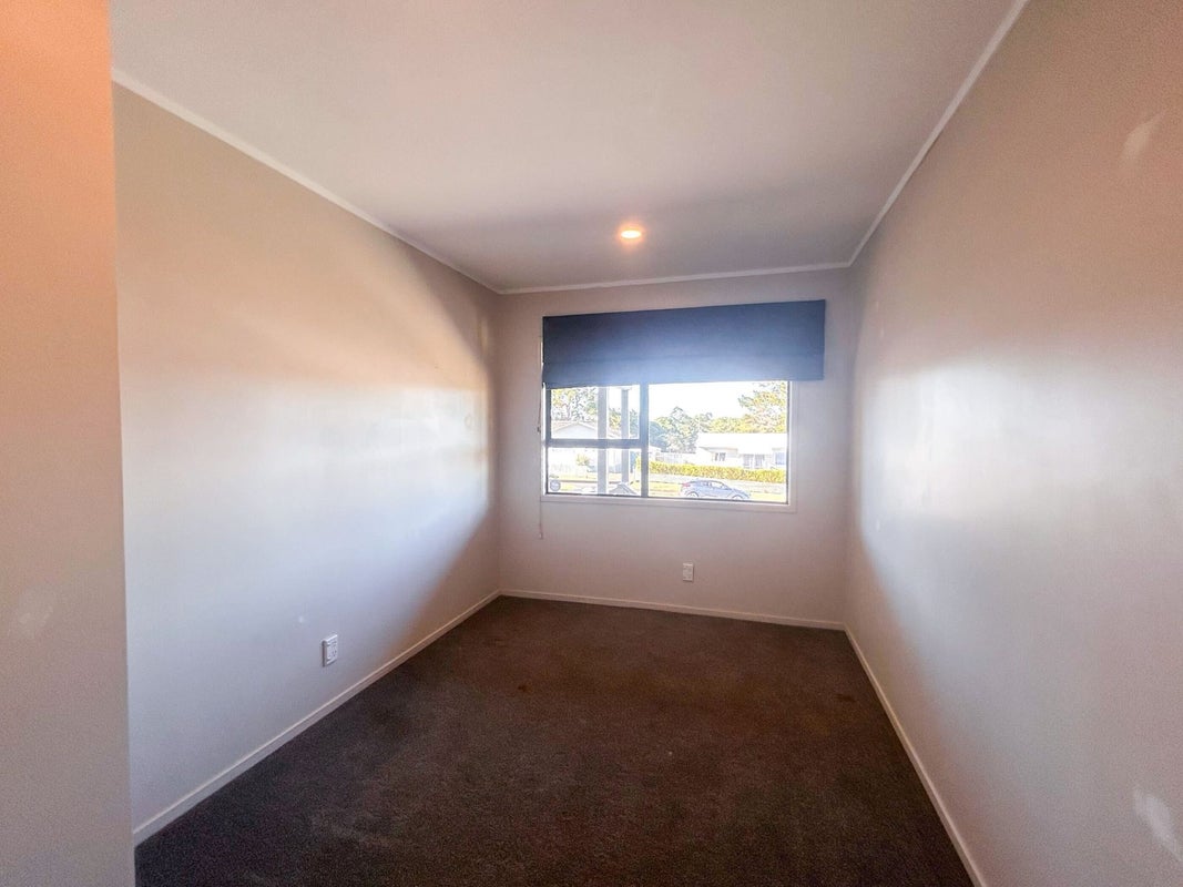 24 West Harbour Drive, West Harbour, Auckland - Carousel 18