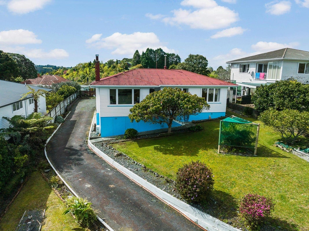 7 Butler Place, Kamo, Whangarei - Carousel 1