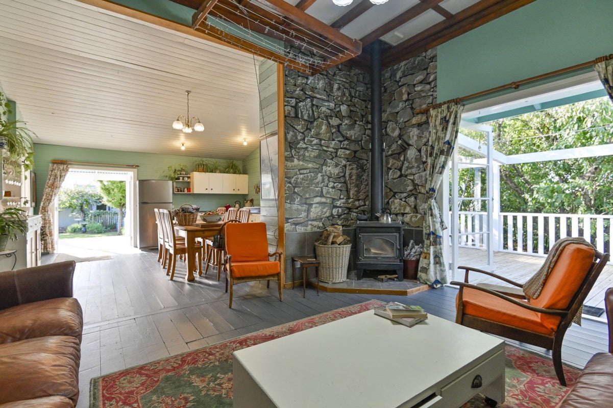 9 Ngaruroro Avenue, Whakatu, Hastings - Carousel 1
