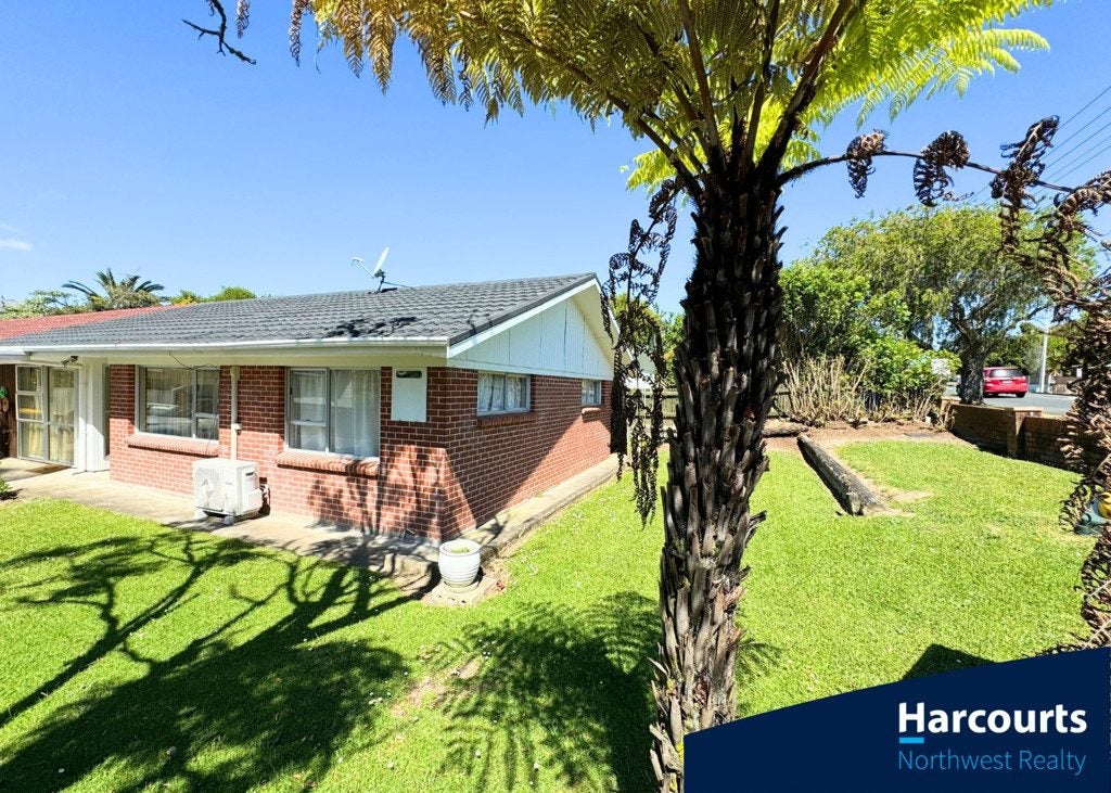 1/48 View Road, Henderson, Auckland - Carousel 1