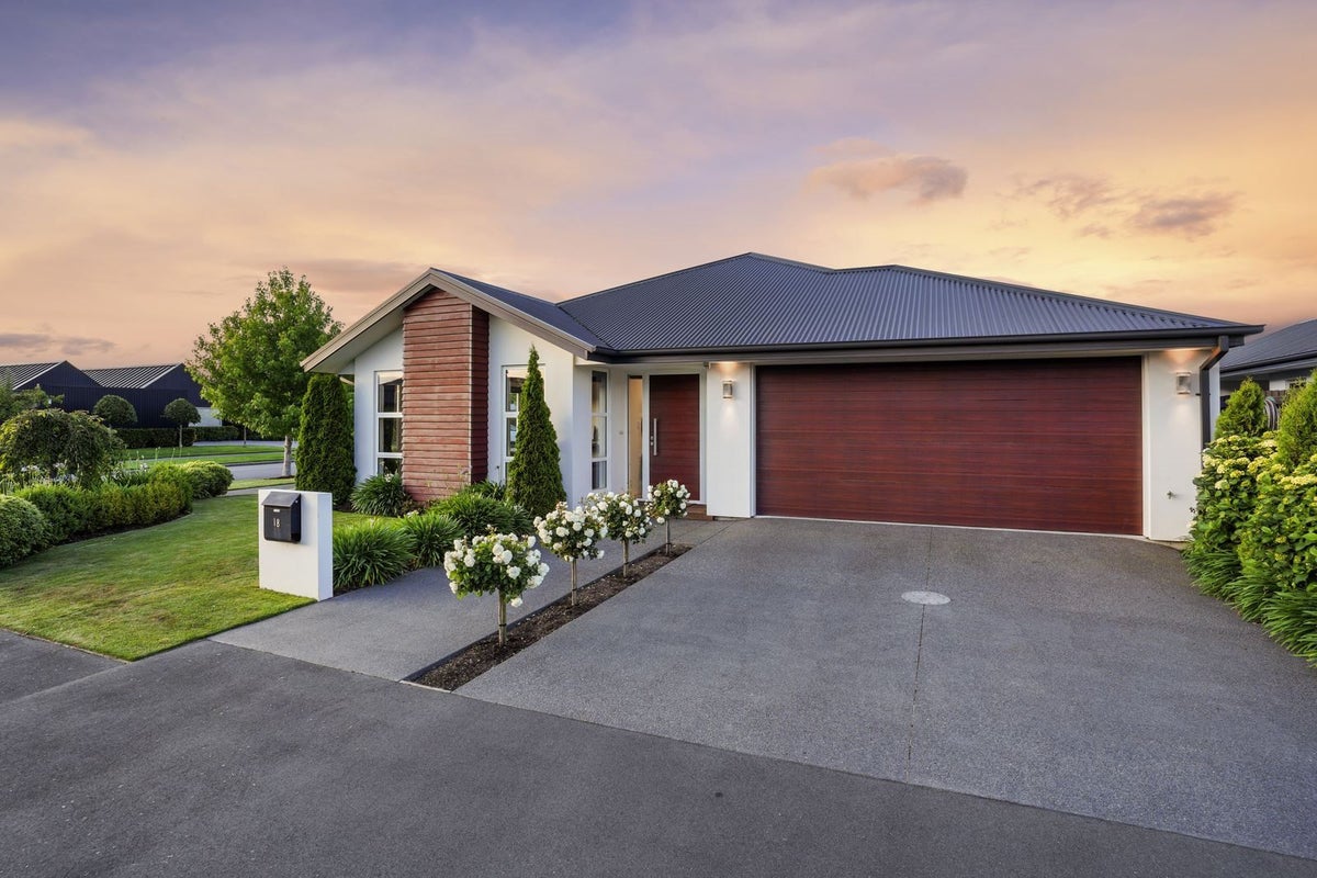 18 Taiore Crescent, Marshland, Christchurch - Carousel 2