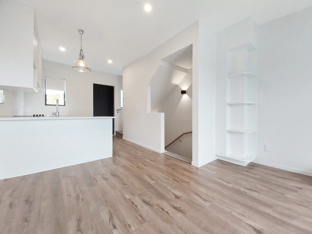 23/241 Don Buck Road, Massey, Auckland - Carousel 2