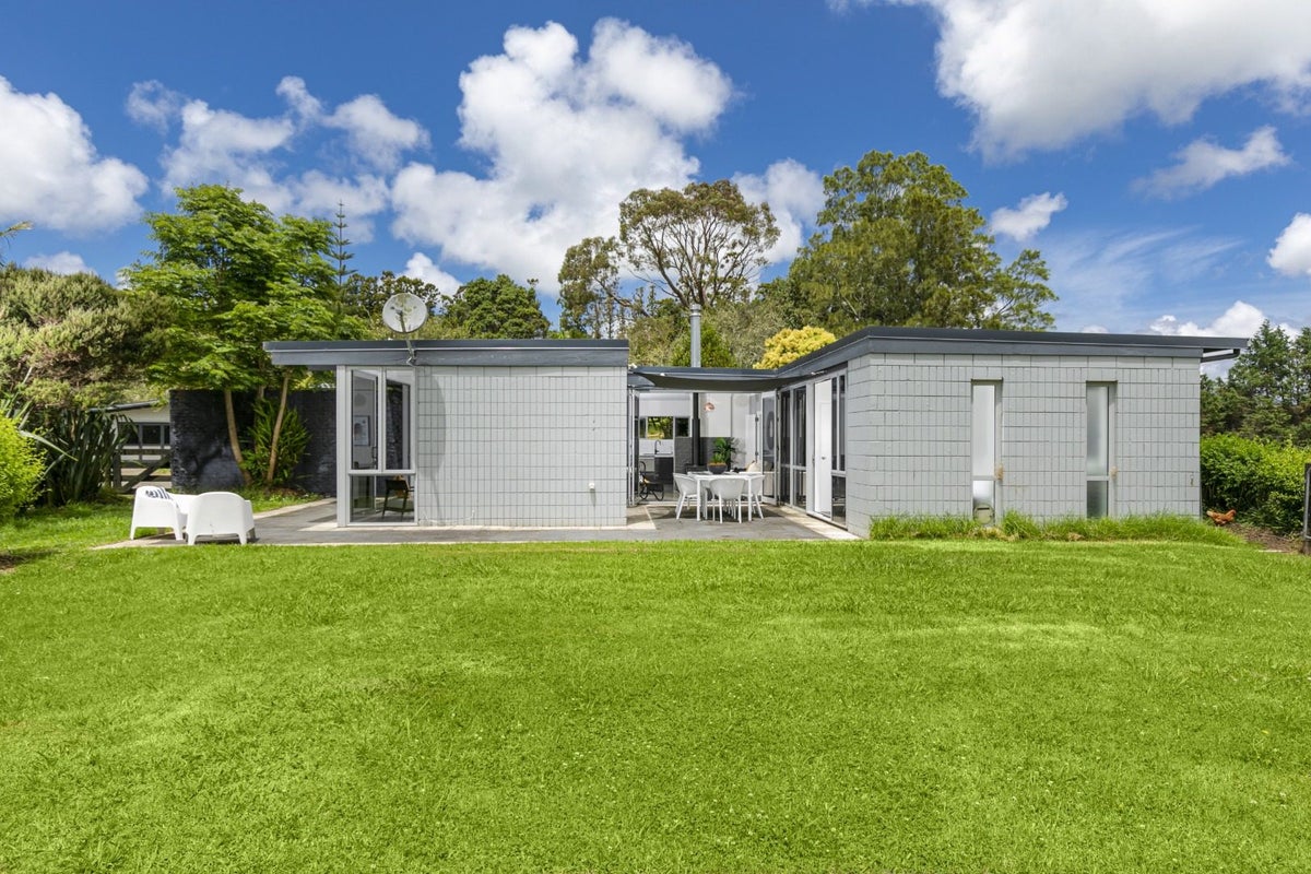 106 Sanders Road, Albany - Carousel 1