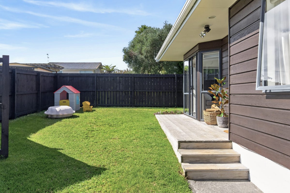 27A Willoughby Avenue, Howick, Auckland - Carousel 2