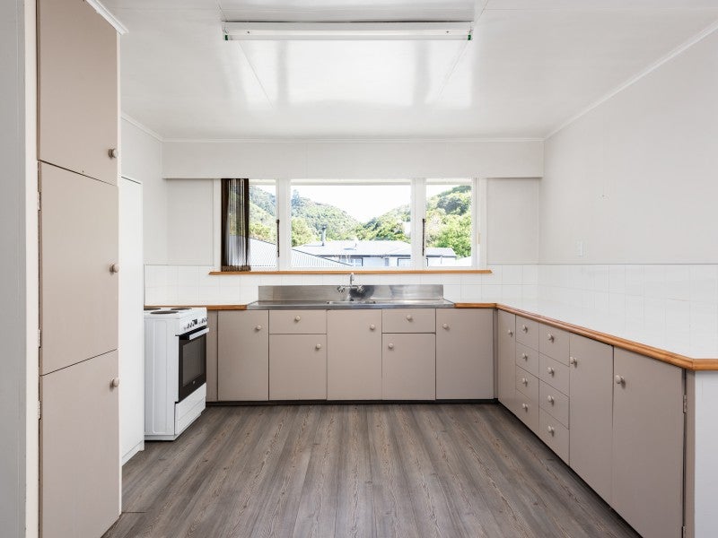 51 Wairau Road, Picton - Carousel 2
