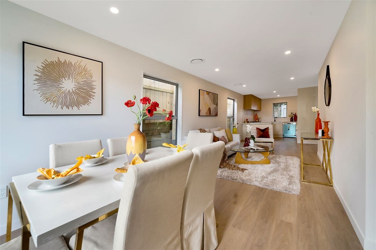 240E Whitney Street, Blockhouse Bay, Auckland - Carousel 1