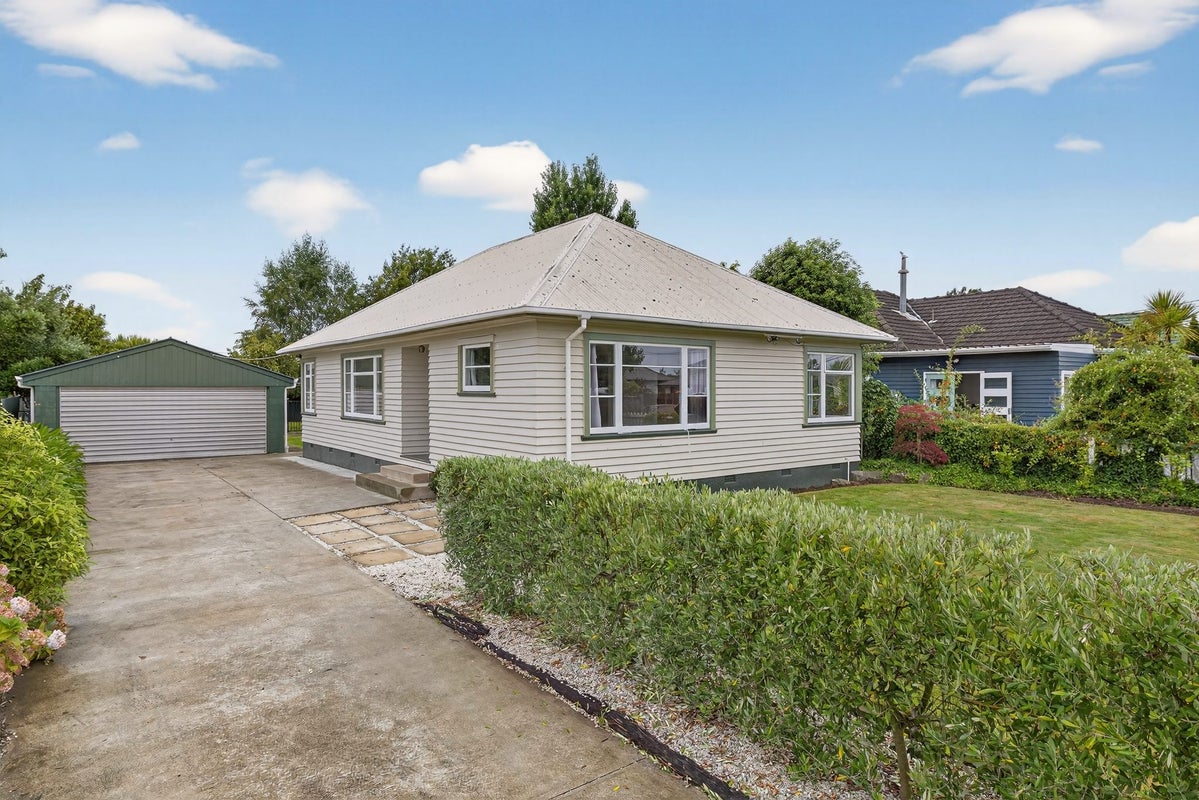 44 Willryan Avenue, New Brighton, Christchurch - Carousel 1