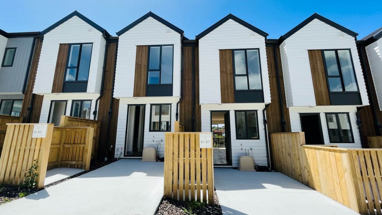 3/31 Mahalo Avenue, Wiri, Auckland - Carousel 2