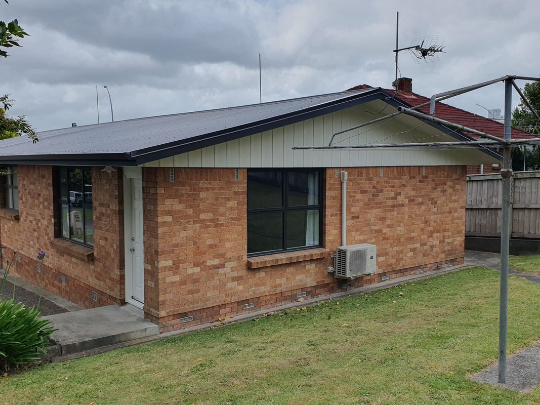 15B Tawa Street, Melville, Hamilton - Carousel 15