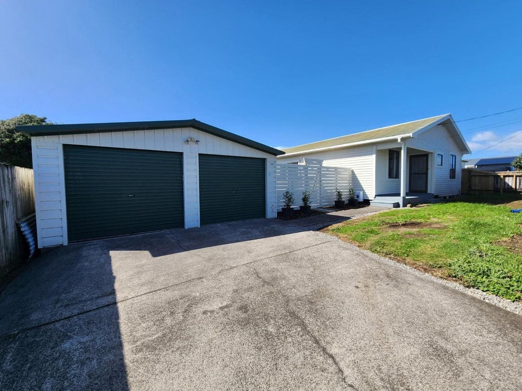 143 Ngamotu Road, Spotswood, New Plymouth - Carousel 24