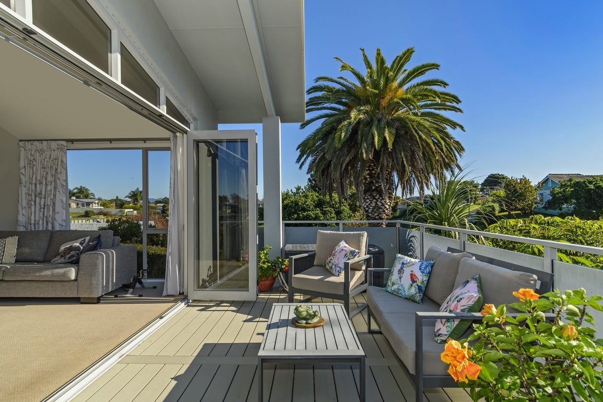 34A Crescent Road, Otumoetai, Tauranga - Carousel 2