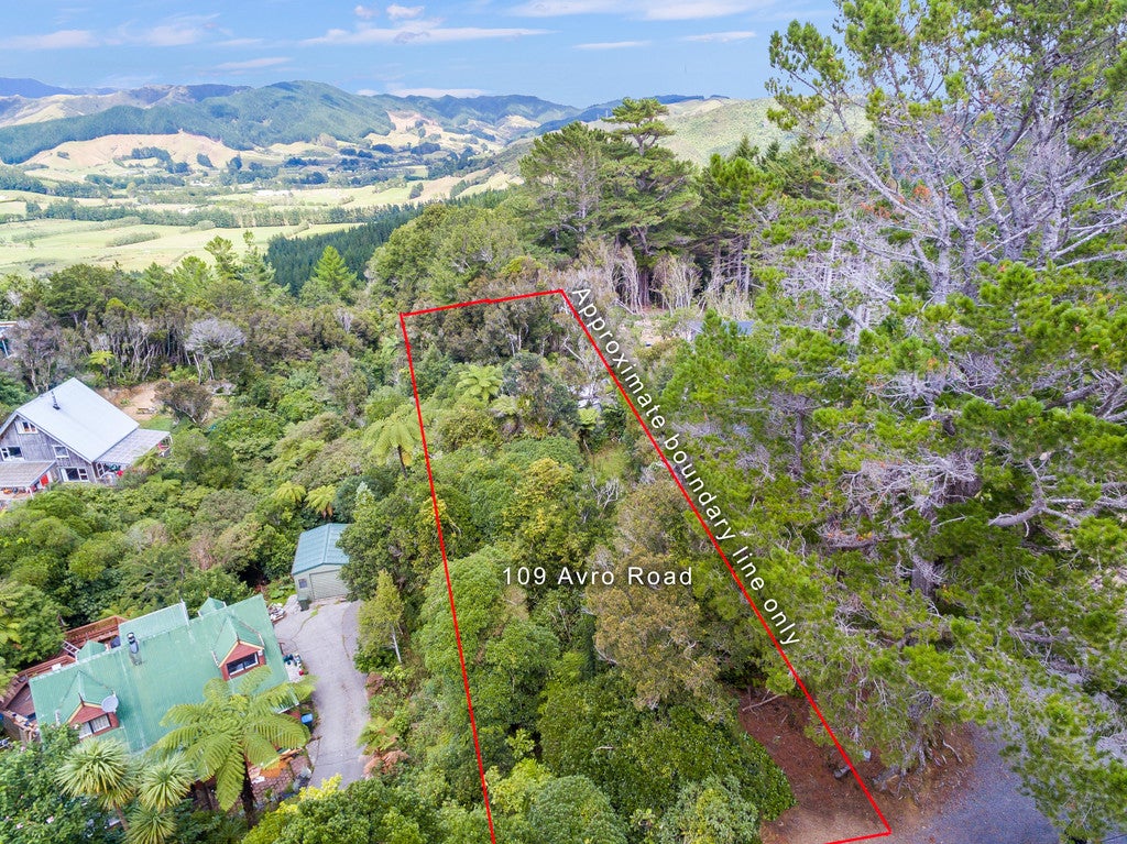 109 Avro Road, Blue Mountains, Upper Hutt - Carousel 1