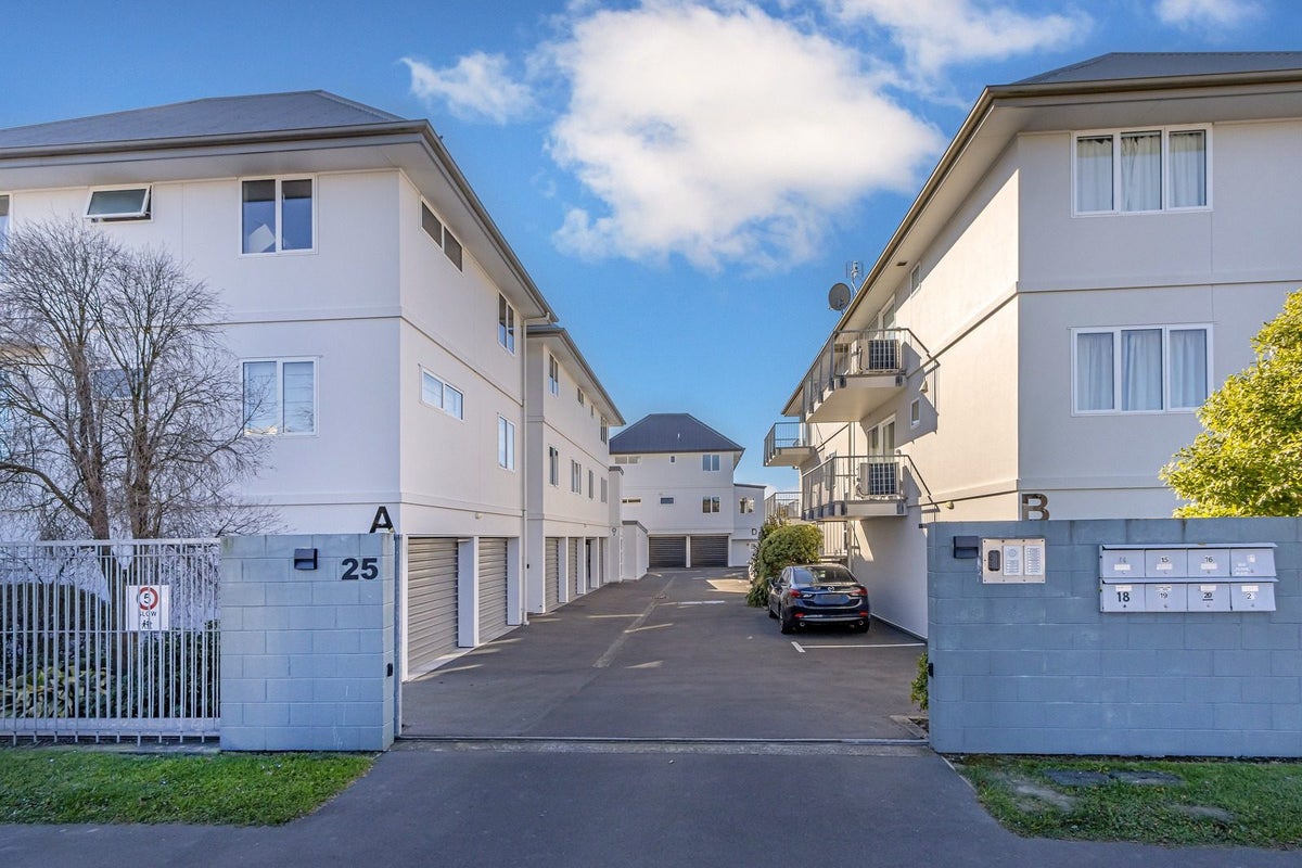 11/25 Hastings Street West, Sydenham, Christchurch - Carousel 13