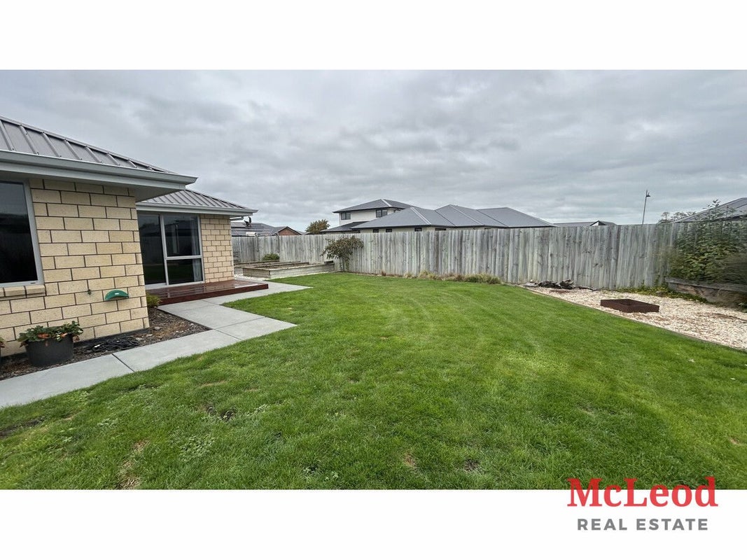 23 Whiteoak Grove, Tinwald, Ashburton - Carousel 2