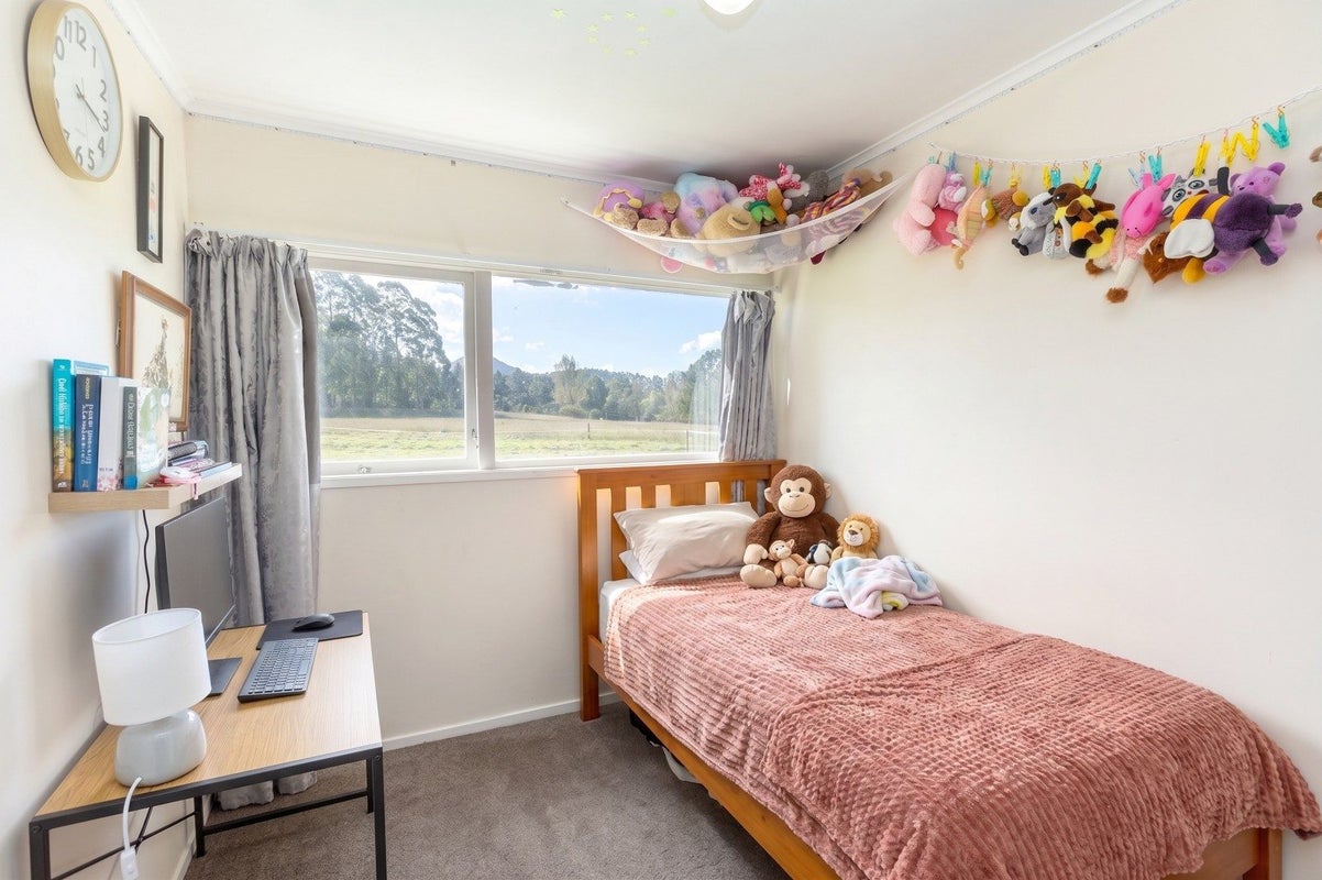 950 Norfolk Road, Carterton - Carousel 26
