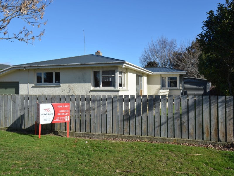 12 Carlyle Street, Hawthorndale, Invercargill - Carousel 1
