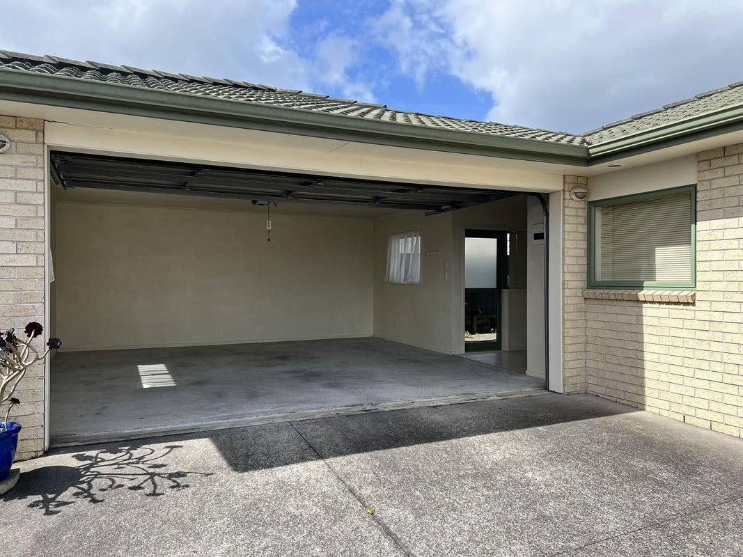 7 Exminster Street, Blockhouse Bay, Auckland - Carousel 2