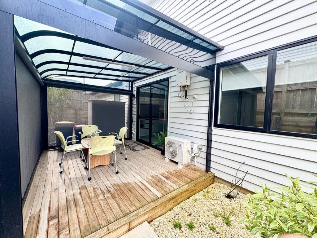 5 Kate Duncan Drive, Swanson, Auckland - Carousel 1
