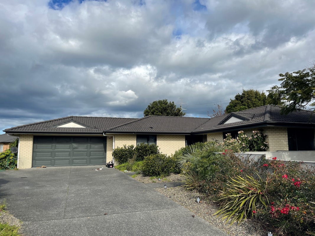 69 Longford Park Drive, Takanini, Auckland - Carousel 1