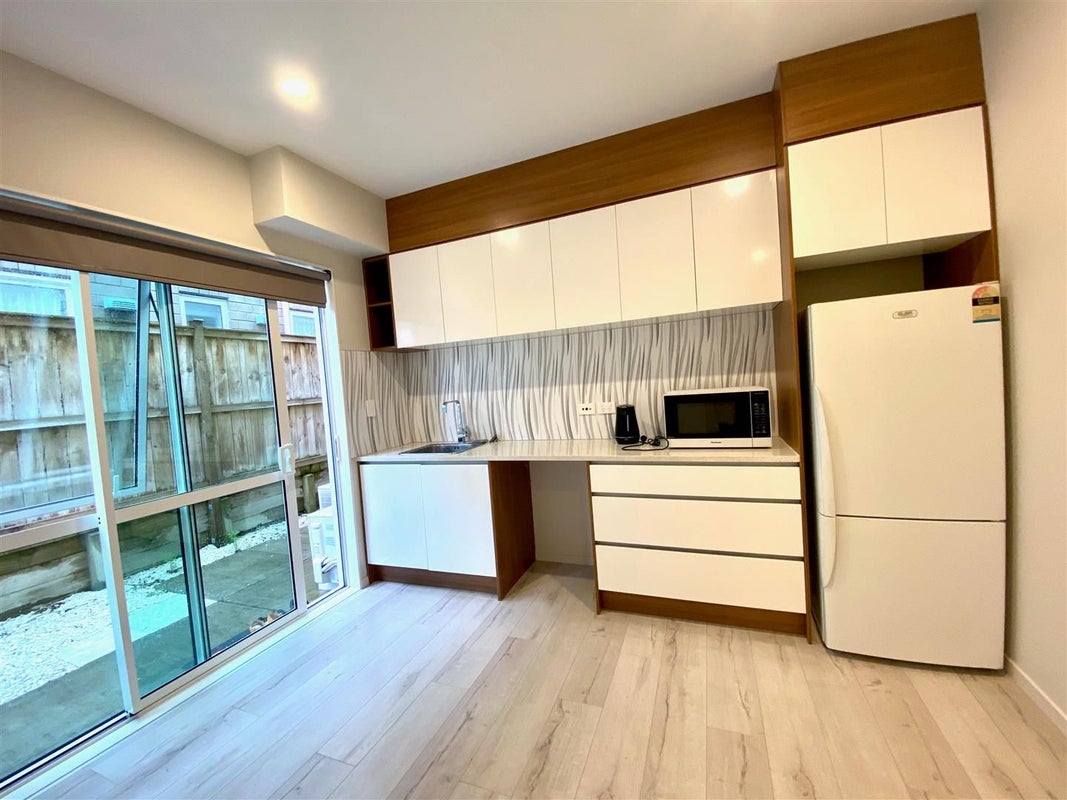 7 Cloghfin Place, Flat Bush, Auckland - Carousel 2