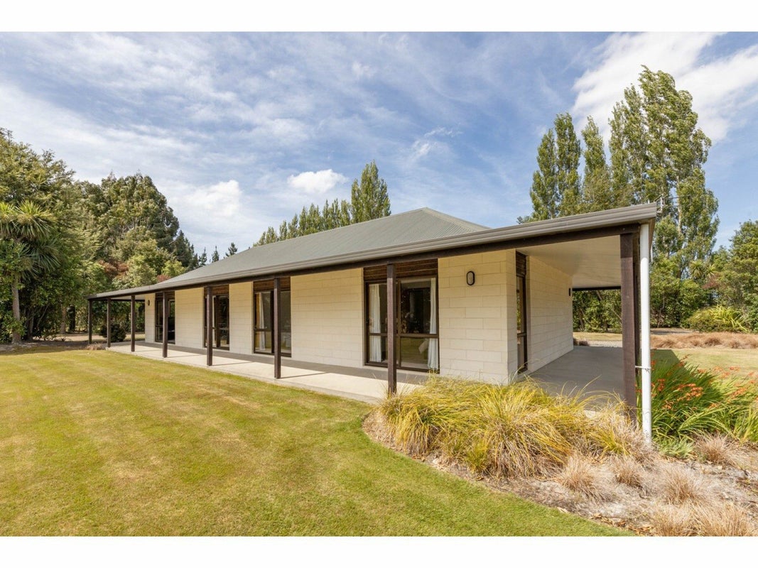 377 Boundary Road, Loburn, Loburn - Carousel 2