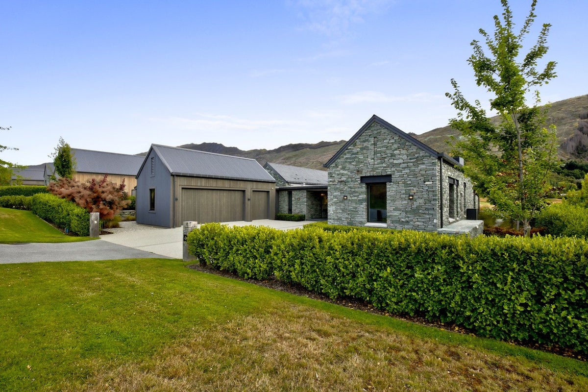 2 Dalgleish Lane, Arrowtown, Arrowtown - Carousel 29